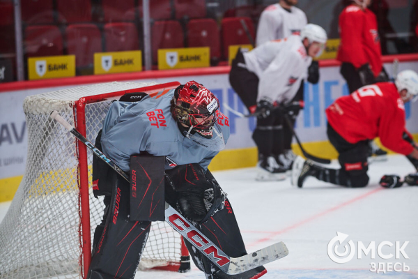 "Это серьёзный вызов, но мы вызовы любим". Омский "Авангард" вышел на лёд после паузы