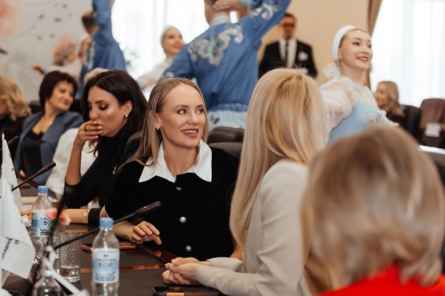 В Омске назвали женщин-лидеров В Омске назвали женщин-лидеров