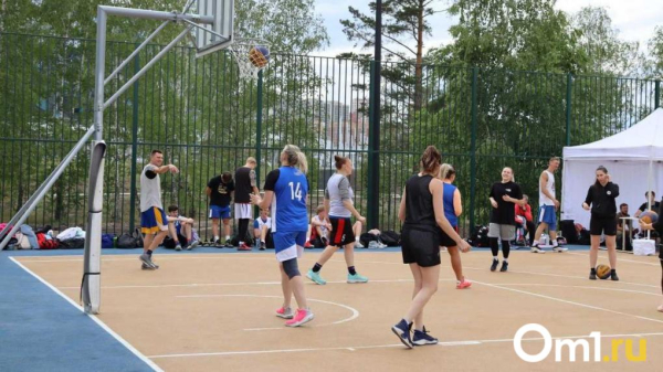 В омской школе физрука заменили роботом