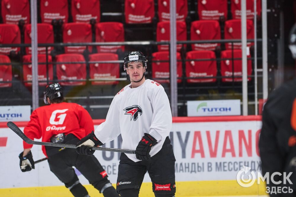 "Это наш стиль, мы от него отходить не будем". Омский "Авангард" в шаге от первого матча плей-офф