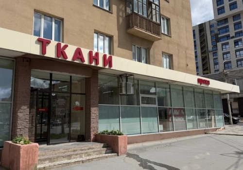 Давно работавший магазин тканей в&nbsp;центре Омска заработал после пожара