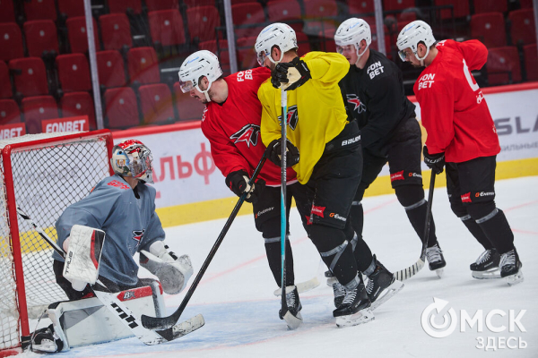 "Это серьёзный вызов, но мы вызовы любим". Омский "Авангард" вышел на лёд после паузы
