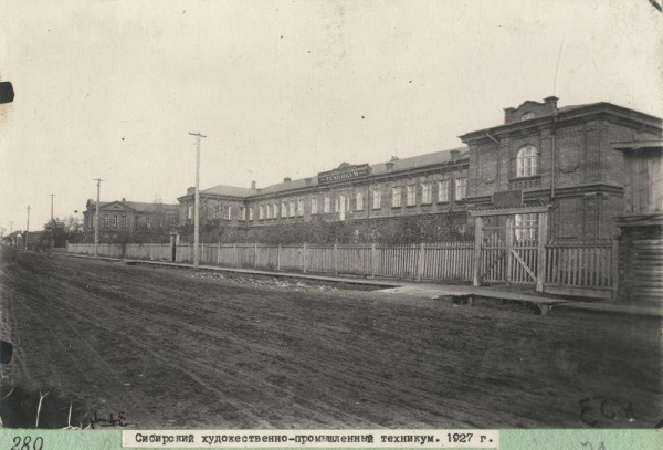 Уберегут от перестройки. Для памятника столыпинской реформы и Омского худпрома разработали предмет охраны