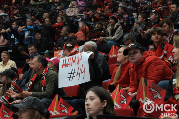 Капитан "Авангарда" вошёл в топ игроков КХЛ по развитию личного бренда