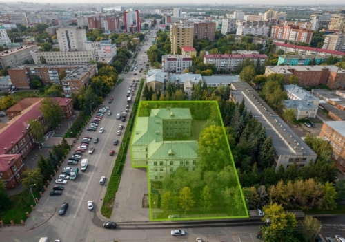 Выкупленное в&nbsp;прошлом году бывшее общежитие Омского ГАУ продают в&nbsp;два раза дороже