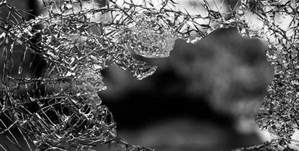 Ночью в Омске в лобовом столкновении автомобилей погибла женщина