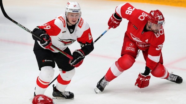 Омский «Авангард» сыграет против московского «Спартака»