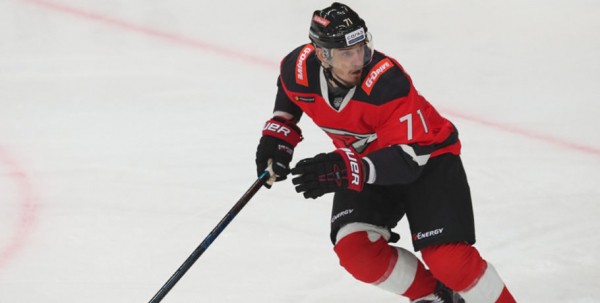 "Авангард" заключил контракт с Игорем Макаровым