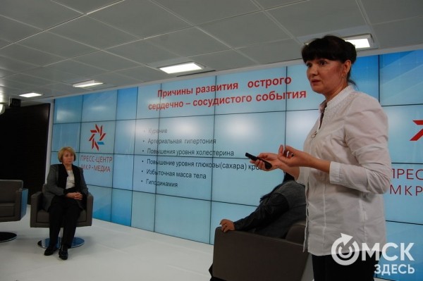 Медики переживают за сердца омичей