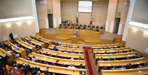 Бывший глава омского УФАС выиграл дебаты "Единой России"