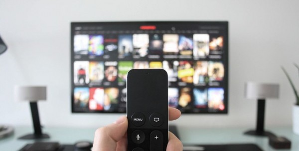 Омич пытался похитить телевизор с помощью простыней Омич пытался похитить телевизор с помощью простыней