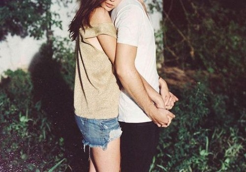 Доярка из Омской области уличила 15-летнюю дочь в любовной связи со студентом Доярка из Омской области уличила 15-летнюю дочь в любовной связи со студентом