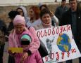 На митинге против завода фенола призвали гнать чиновников поганой метлой