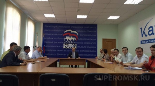 Аношкин и Павлов стали первыми в праймериз по своим округам