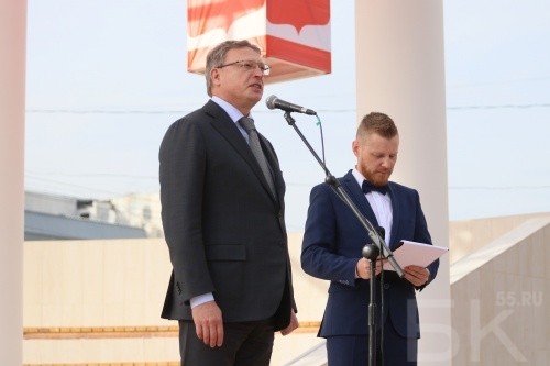 Александр Бурков и&nbsp;Оксана Фадина торжественно открыли бульвар Мартынова