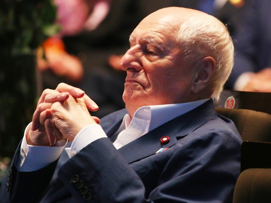 Многомиллионное наследство Марка Захарова достанется одному человеку