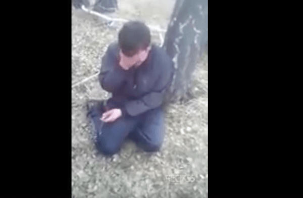 В Сети выложили ролик с расправой над омичом по обвинению в педофилии