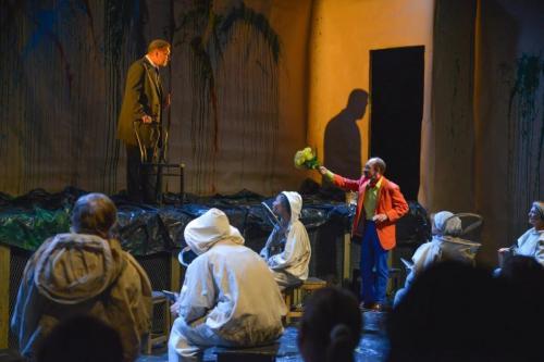 Лев Степаненко: «Нет, не уважает режиссер Цхвирава чеховских героев» Лев Степаненко: «Нет, не уважает режиссер Цхвирава чеховских героев»