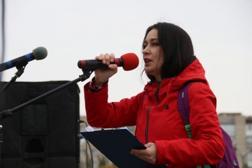 На митинге против завода фенола призвали гнать чиновников поганой метлой