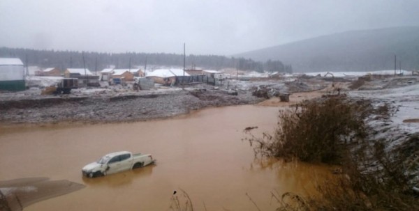 Омич потерял связь с братом из затопленного прииска в Красноярском крае - СМИ