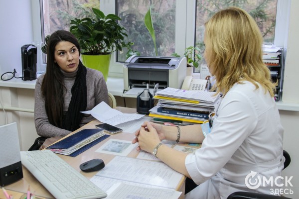 Это не заразно! Дерматолог развеивает мифы о псориазе