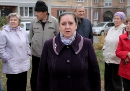 Омичи на видео пожаловались Путину на гарь от свалки