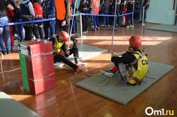 Омский НПЗ оборудовал трассу для проведения соревнований по туризму