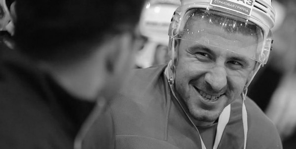 Прощание с хоккеистом Мнацяном состоится в воскресенье