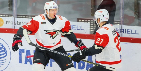 "Авангард" в гостях взял верх над "Автомобилистом" "Авангард" в гостях взял верх над "Автомобилистом"