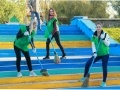 В парке «Зеленый Остров» субботник прошёл с музыкой и пирогами