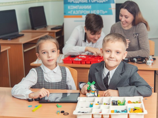 Омский НПЗ развивает дополнительное инженерное образование школьников Омский НПЗ развивает дополнительное инженерное образование школьников