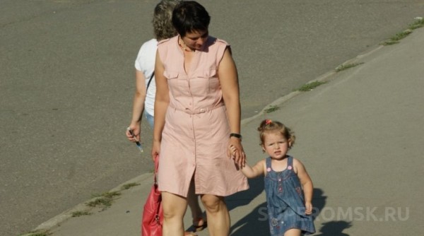 Праздничная программа и семейные гуляния, белки, кони и кучи мусора - фоторепортаж с празднования юбилея Омска. Часть 2 Праздничная программа и семейные гуляния, белки, кони и кучи мусора - фоторепортаж с празднования юбилея Омска. Часть 2