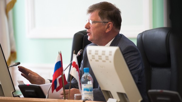 Идеи спикера Корбута делают омский Горсовет все более закрытым 