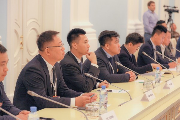 Дмитрий Маевский: бизнес с китайцами нужно вести по-особенному Дмитрий Маевский: бизнес с китайцами нужно вести по-особенному