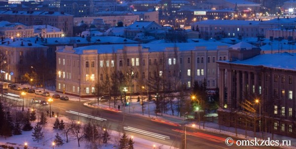 Омичей предупреждают о сильном гололёде