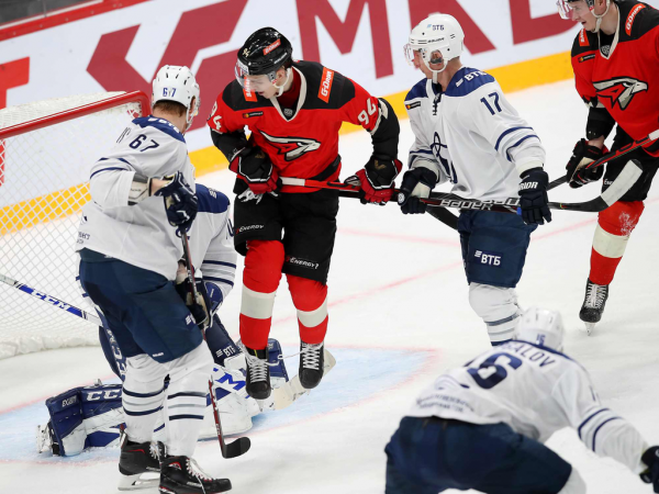 Дубль Бека и фантастический третий период! «Авангард» обыграл «Динамо» Мск перед перерывом
Дубль Бека и фантастический третий период! «Авангард» обыграл «Динамо» Мск перед перерывом