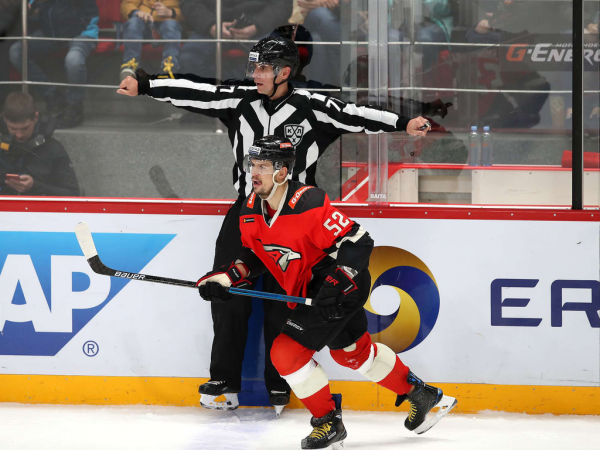 «Авангард» - «Динамо» Москва 4:3. Послематчевая пресс-конференция (ВИДЕО)
«Авангард» - «Динамо» Москва 4:3. Послематчевая пресс-конференция (ВИДЕО)