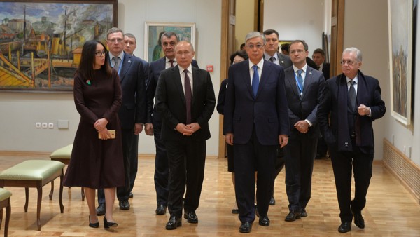 Путин и Токаев в омском «Эрмитаже» засмотрелись «Иртышскими просторами» (фото) 