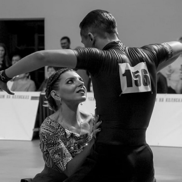 Необычные омские танцоры представят Россию на чемпионате мира Необычные омские танцоры представят Россию на чемпионате мира