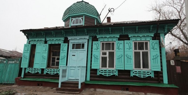 Волонтёры завершили реставрацию особняка в центре Омска Волонтёры завершили реставрацию особняка в центре Омска