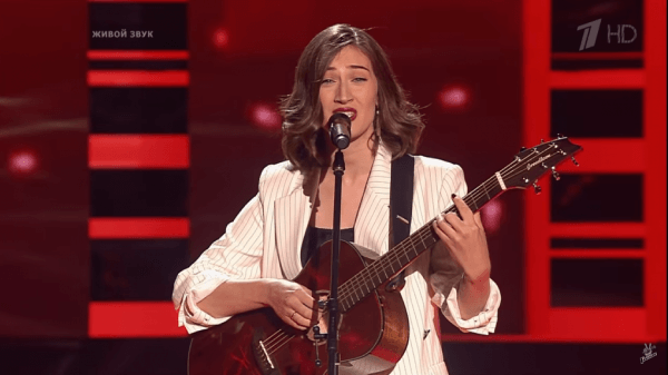Выпускница омского университета выступила в шоу «Голос»
