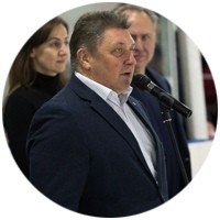 Скрестить клюшки! В Омске открылся сезон детского дворового хоккея Скрестить клюшки! В Омске открылся сезон детского дворового хоккея