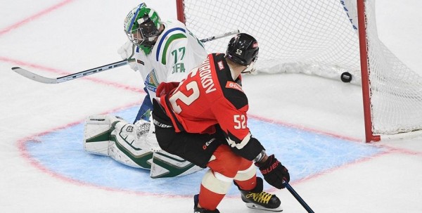 "Авангард" упрочил лидерство в дивизионе Чернышева