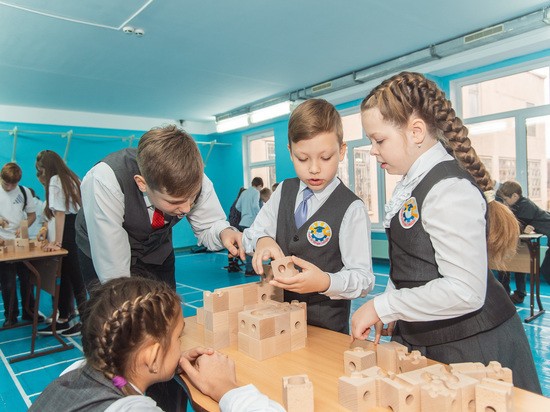 Омский НПЗ поддержал фестиваль технического творчества