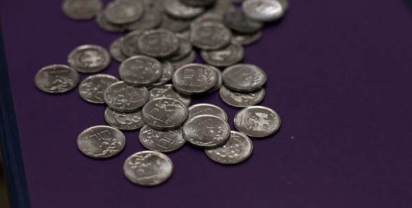 В Омской области увеличат размеры зарплат