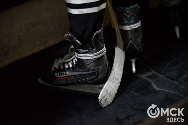 Скрестить клюшки! В Омске открылся сезон детского дворового хоккея Скрестить клюшки! В Омске открылся сезон детского дворового хоккея