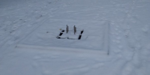 В омской мэрии рассказали, когда ликвидируют опасность в сквере Молодожёнов