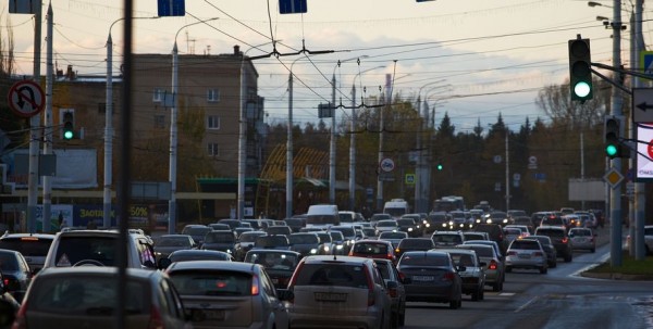 Омск встал в пробку из-за безопасности