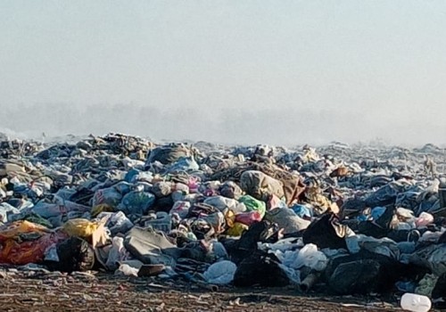 Мецлер не контролирует! В Калачинске опять горит свалка и снова нет воды