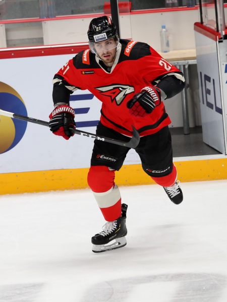 Крылов — о новой арене в Омске: будет достойный проект не на одно десятилетие
Крылов — о новой арене в Омске: будет достойный проект не на одно десятилетие